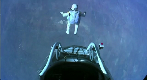 felix-baumgartner-supersonic-freefall-leap.jpg