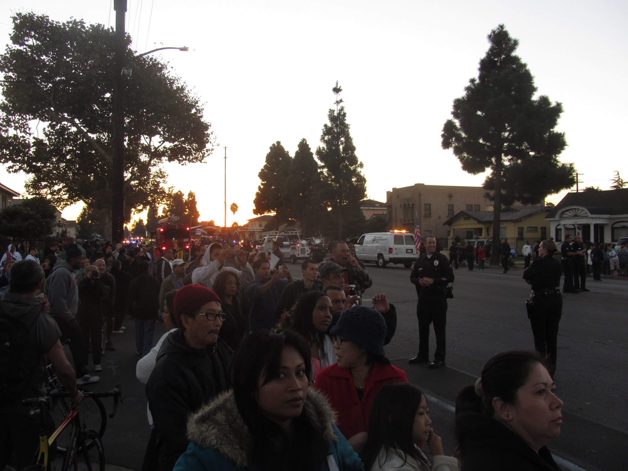 Big Crowds for Shuttle Endeavour