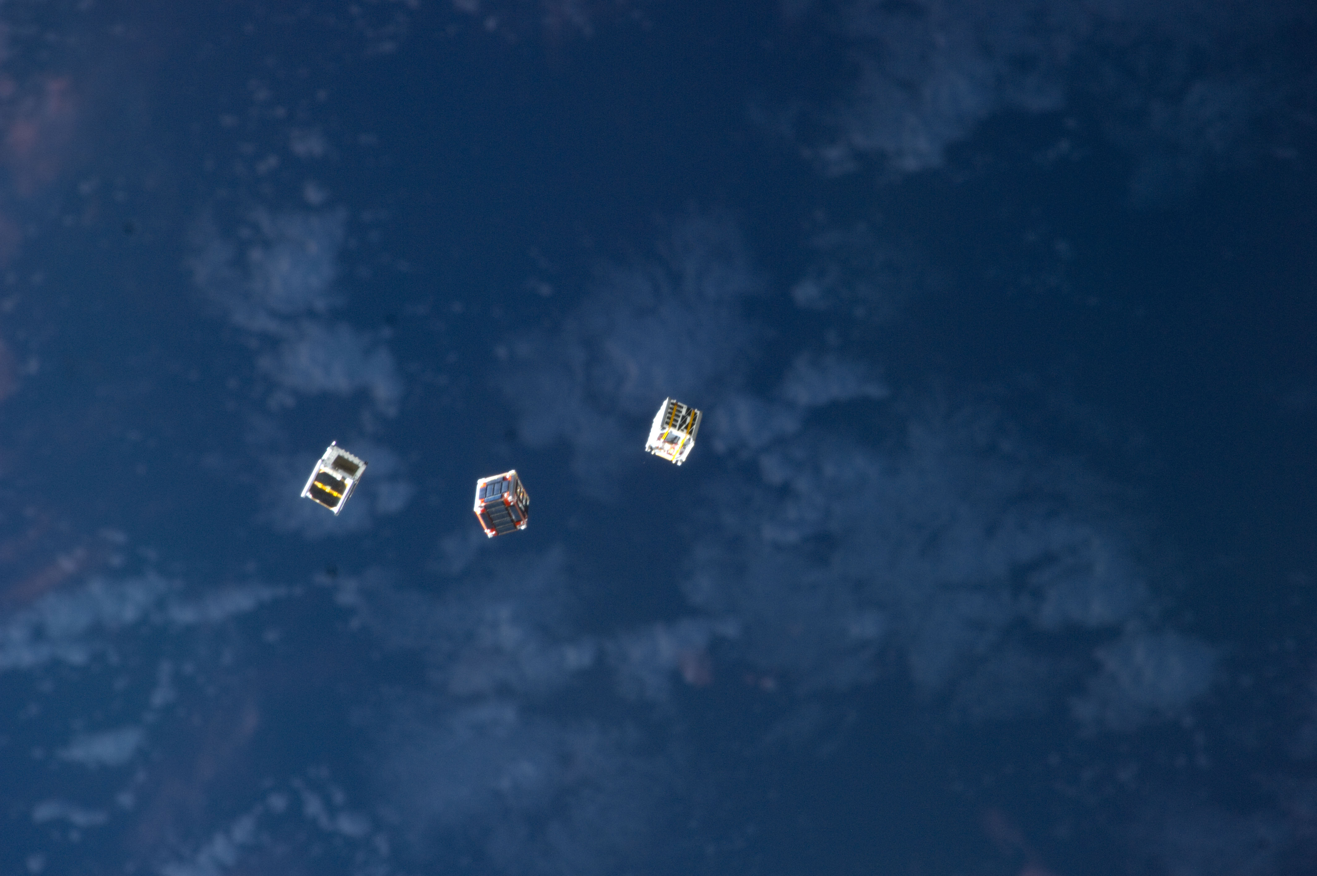 Tiny Cubesat Satellites