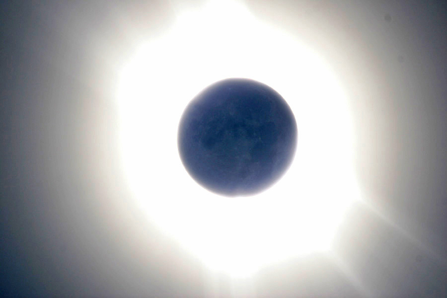 Details in the Moon’s Disk