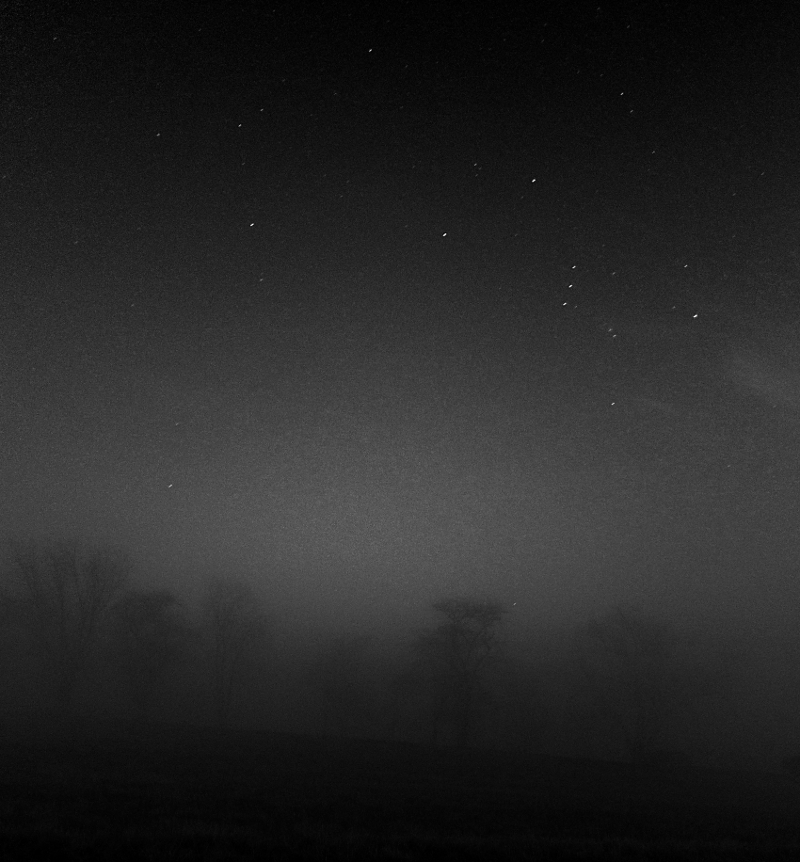 Orion and Jupiter Shine Above Dense Fog in Stunning Photos