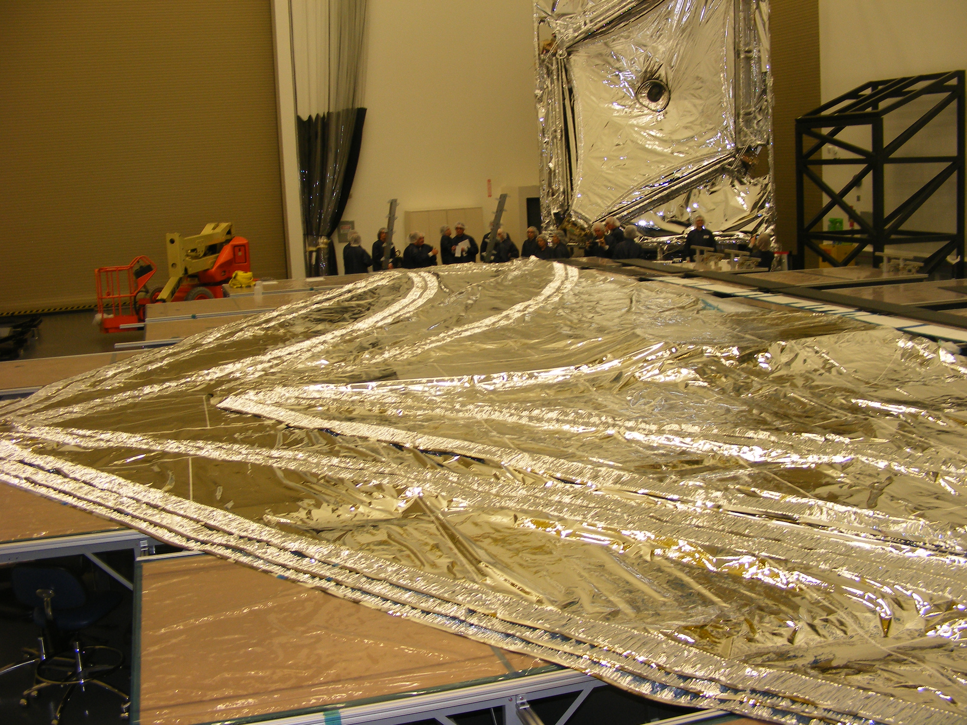 The Sunshield of JWST