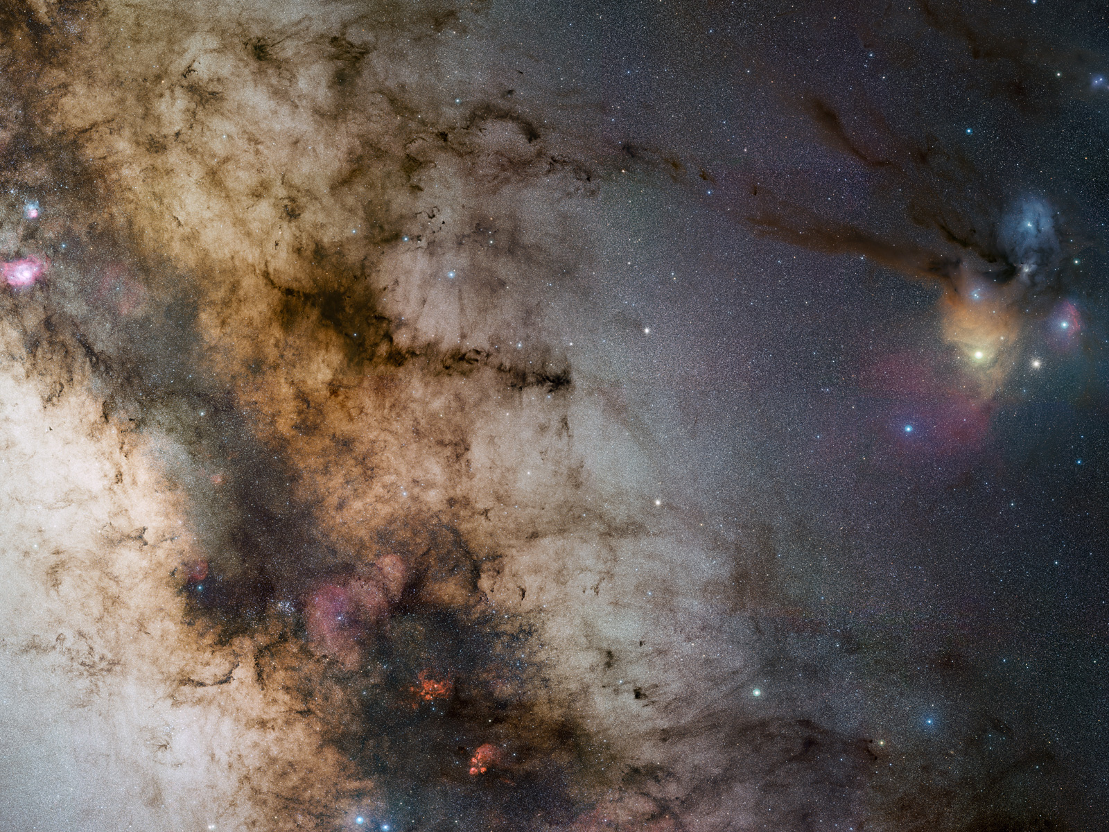 340-million pixel starscape from Paranal 1600