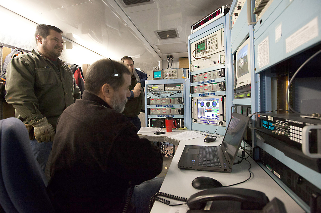 Scientists Wait to Launch VISIONS Rocket