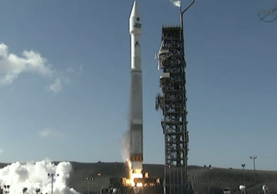 Atlas 5 Rocket With Landsat Payload Launches