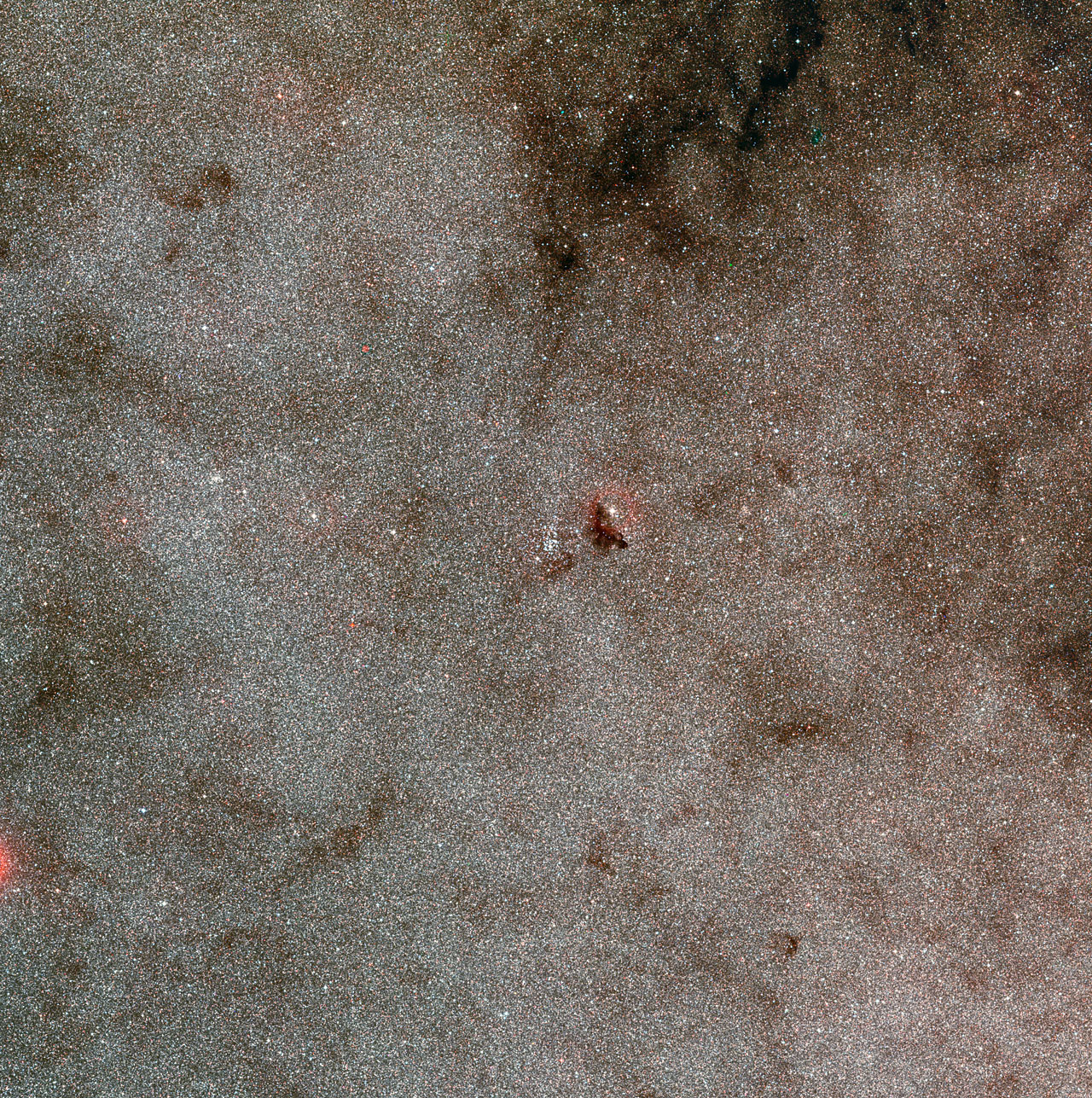 'Gecko' Space Cloud Floats Among Millions of Stars (Video)