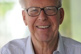 Caltech astronomer Maarten Schmidt, who in 1963 became the first person to measure the distance to a quasar.