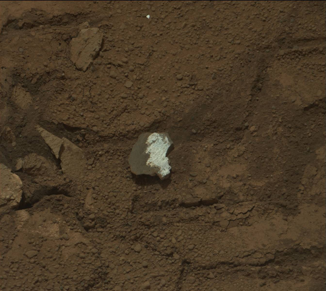 Rock 'Tintina' Exposes 'Yellowknife Bay' Vein Material