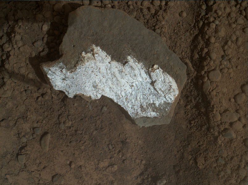 Close-up View of Broken Mars Rock 'Tintina'