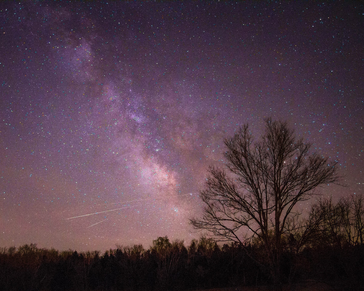 2013 Lyrid Meteors Over New Haven, Missouri