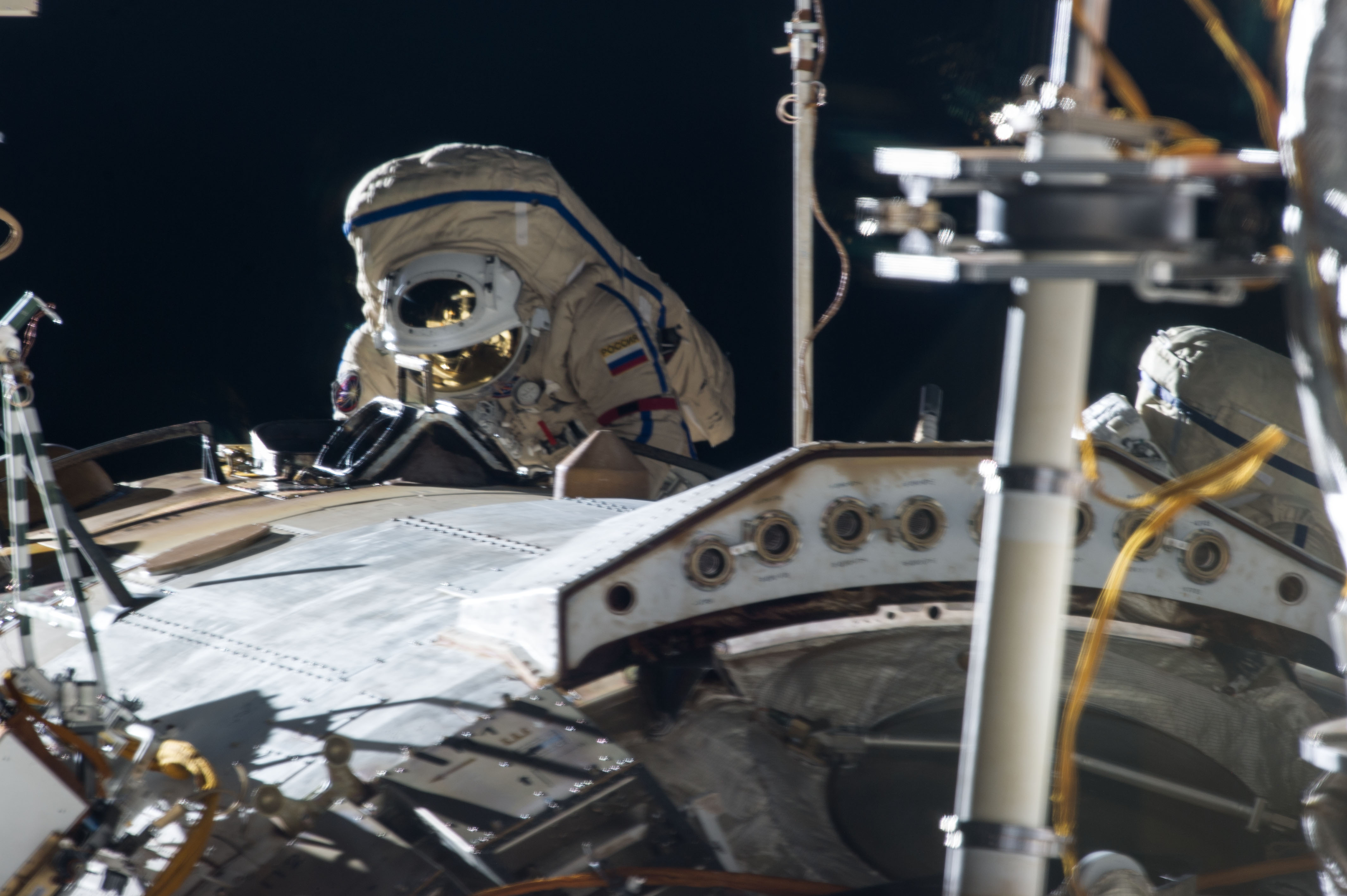 Expedition 35 Russian Cosmonaut Pavel Vinogradov on Spacewalk