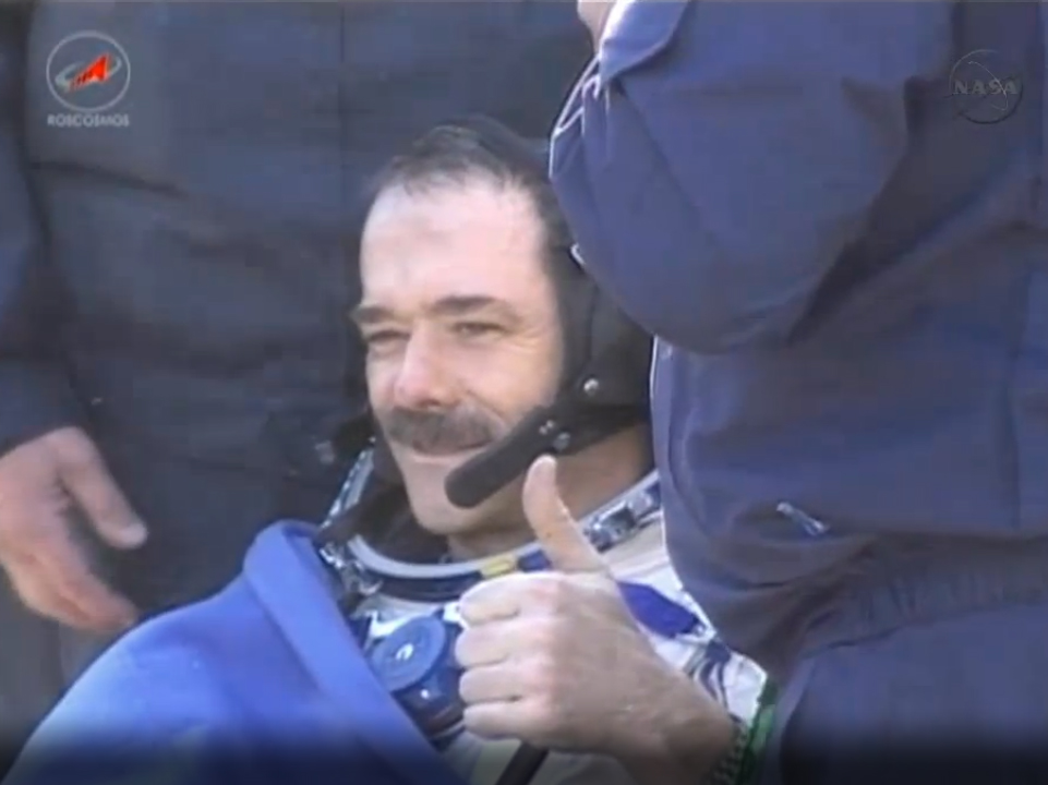 Canada's Chris Hadfield: Thumb's Up on Earth