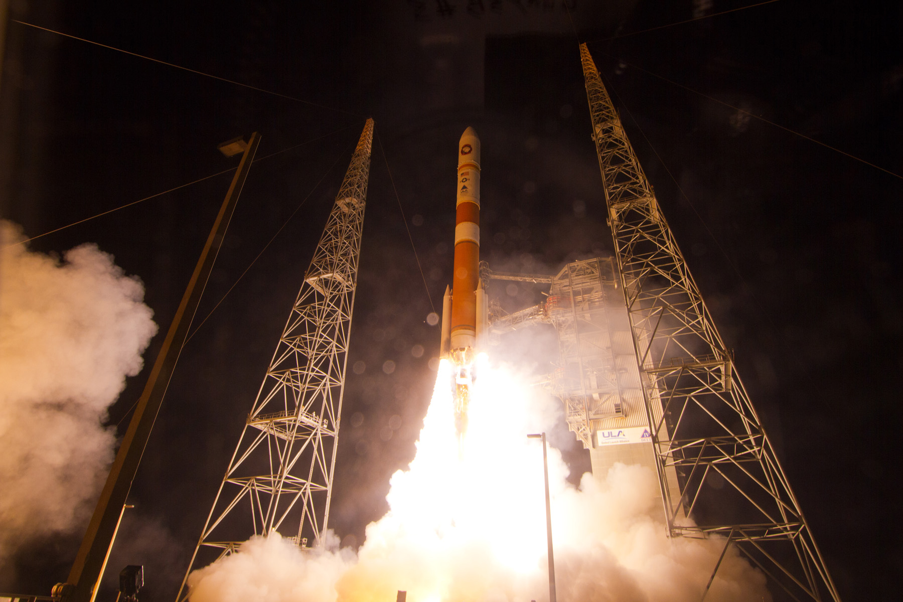 LIFTOFF! Delta 4 Rocket Launches WGS-5 Satellite
