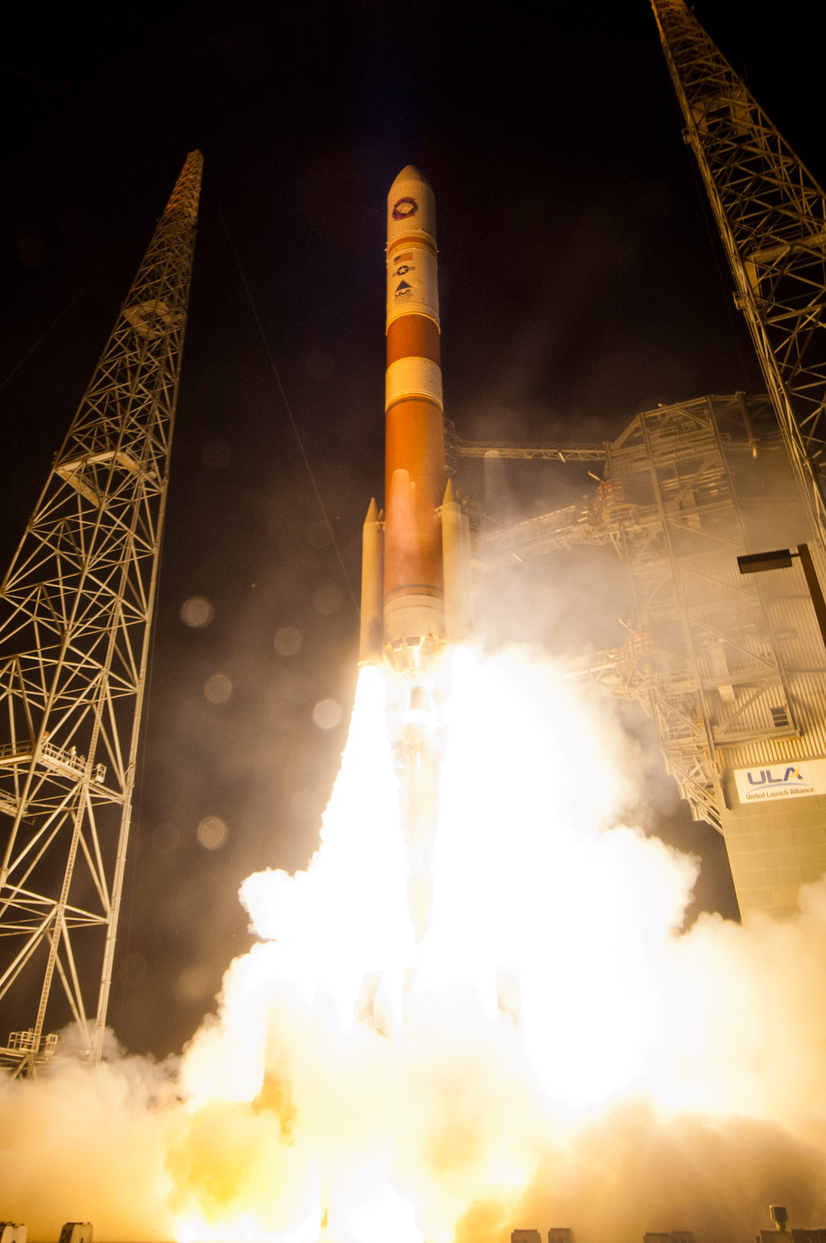 Night Launch: Delta 4 Rocket with WGS-5 Satellite