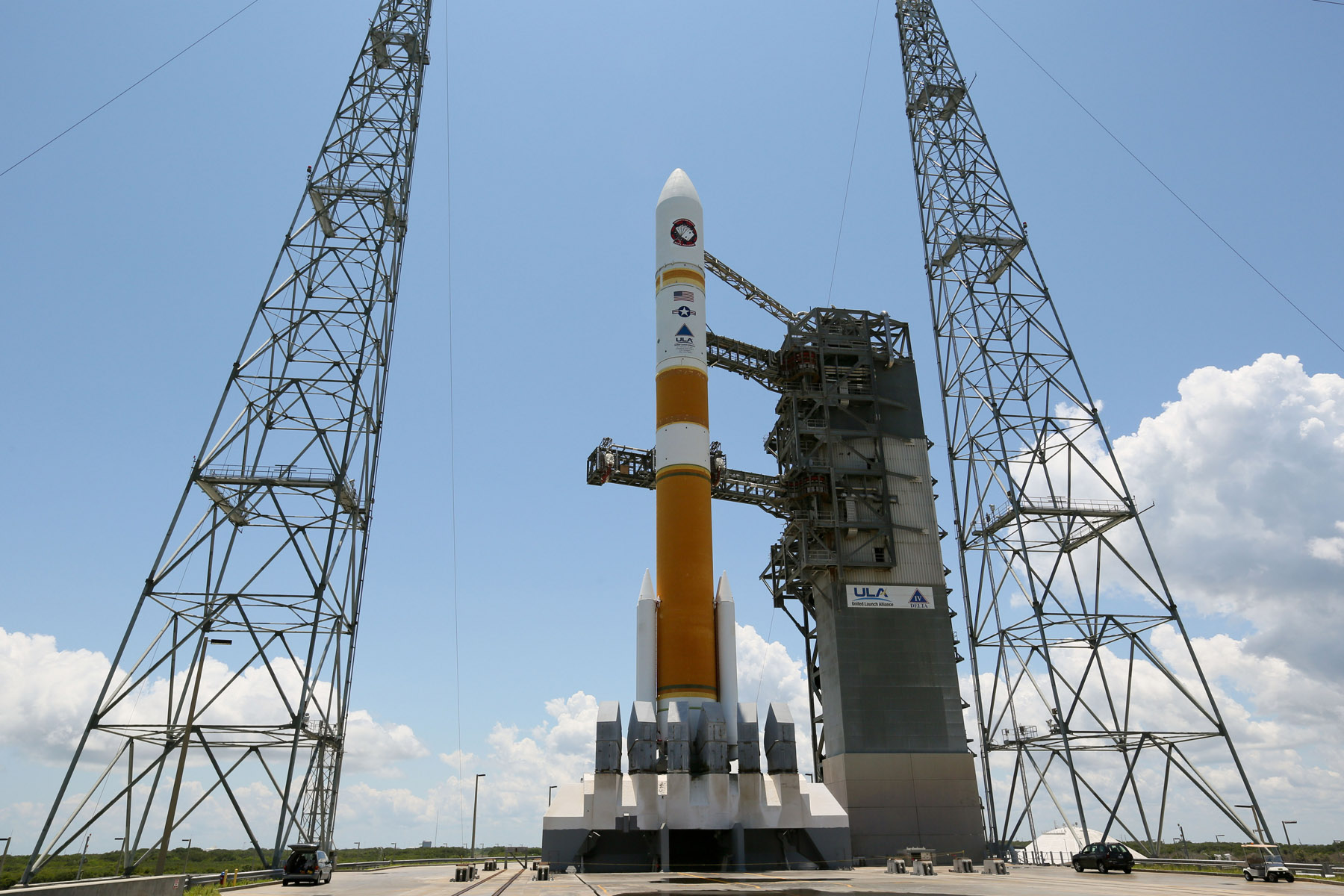 Ready for Liftoff: Delta 4 Rocket & WGS-5 Satellite