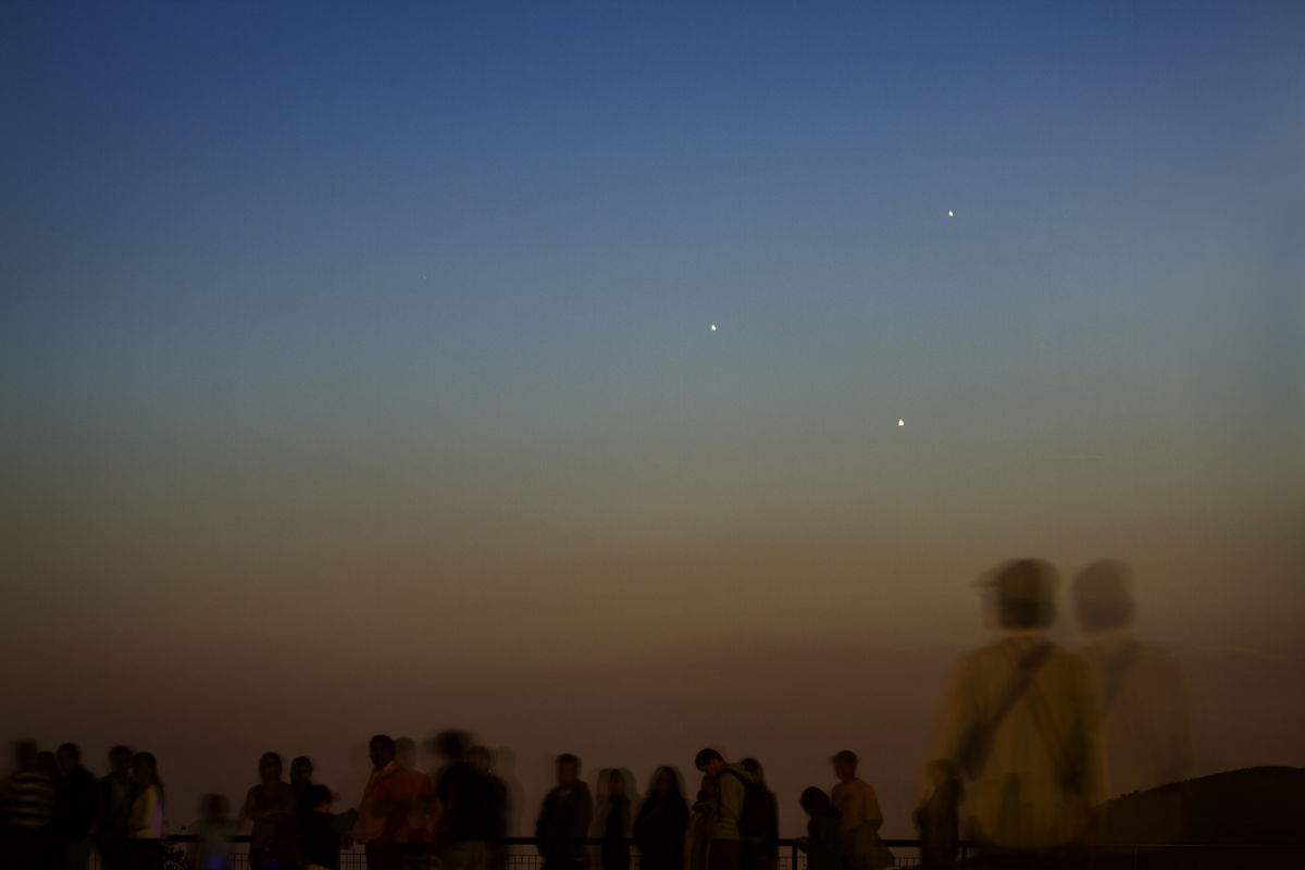 Mercury, Venus, Jupiter and Humans at Griffith Observatory