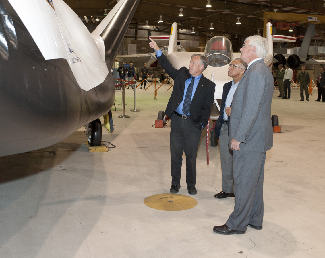 NASA Administrator Bolden and Dream Chaser