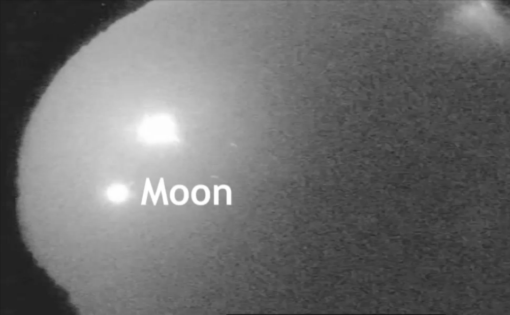 Spectacular Fireball Outshines Moon Over American Southeast (Video)