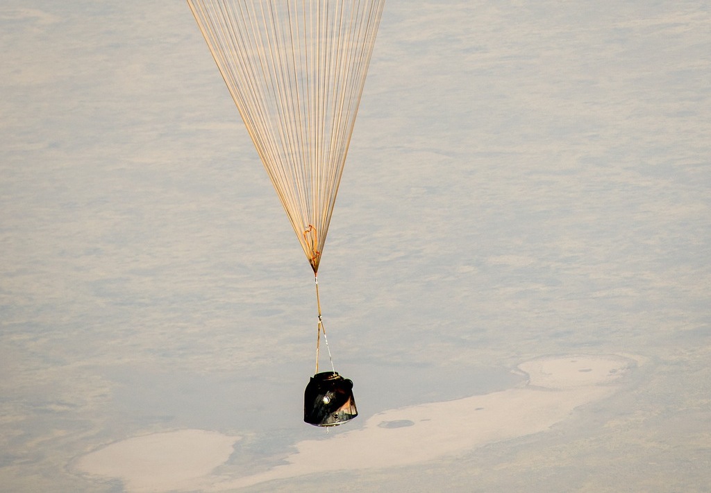soyuz-landing-expedition-36-1024.jpg?int