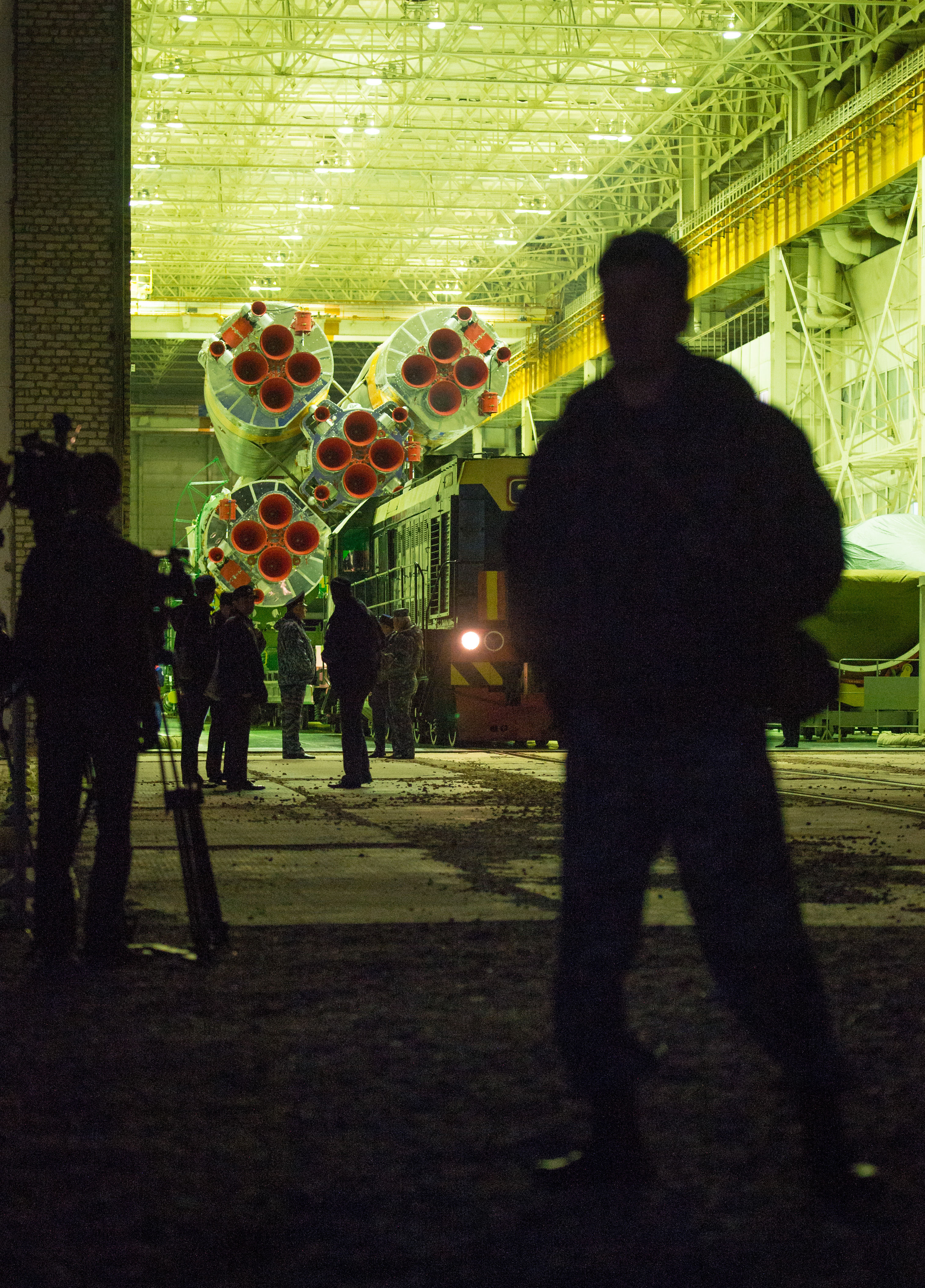 Expedition 37: Soyuz Rollout