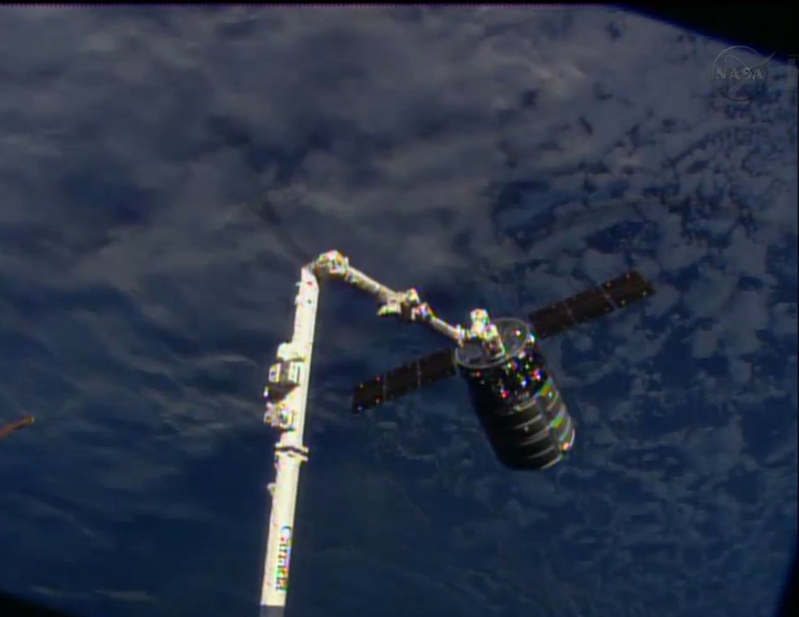 Cygnus Spacecraft Captured at ISS