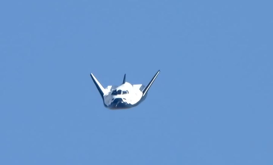 Dream Chaser Drop Test: Approach