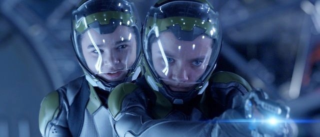 ‘Ender's Game’ Movie Still of Steinfeld and Butterfield