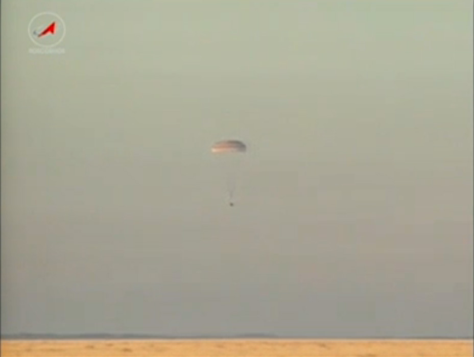 Soyuz TMA-09M Landing: Touchdown