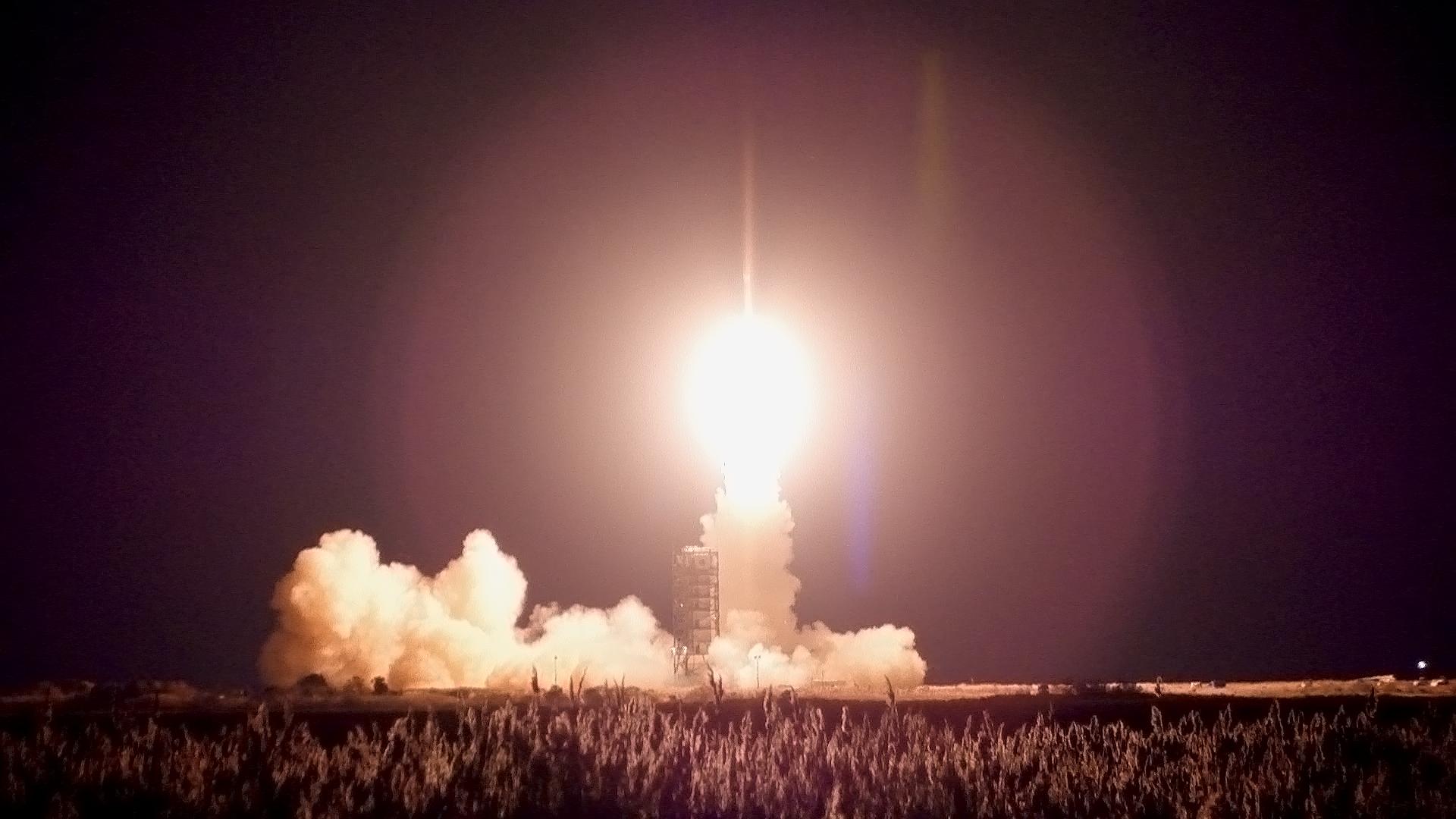 Minotaur 1 Rocket Launch: Nov. 19, 2013
