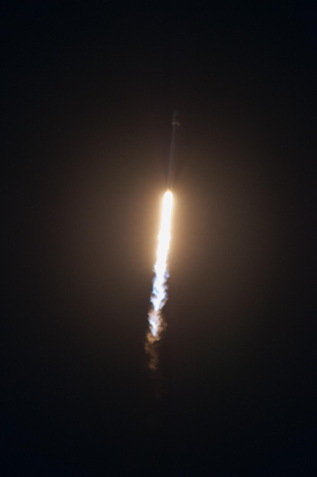 SpaceX Falcon 9 Launches SES-8 Satellite: Ascent