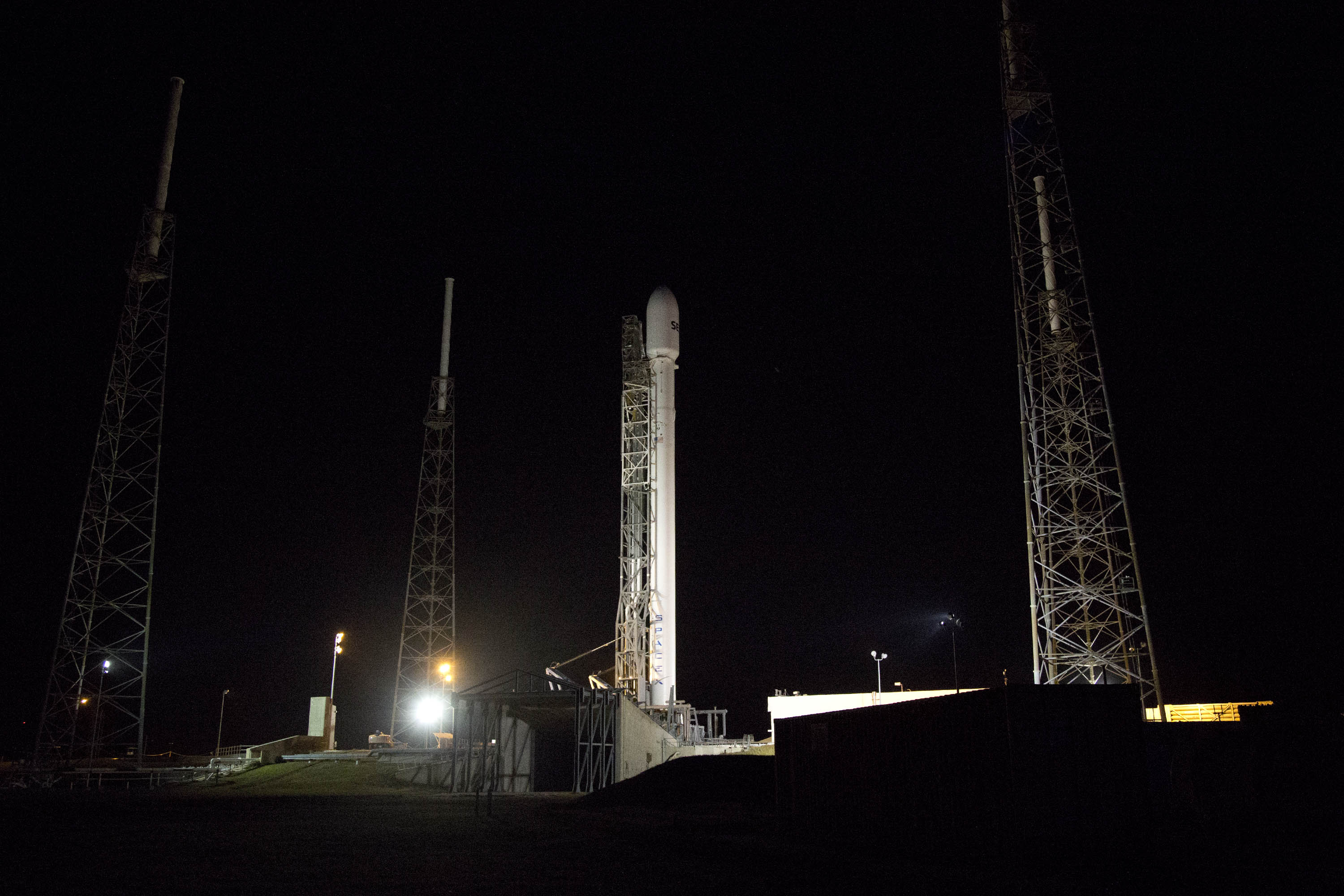 Falcon 9 Awaits Launch