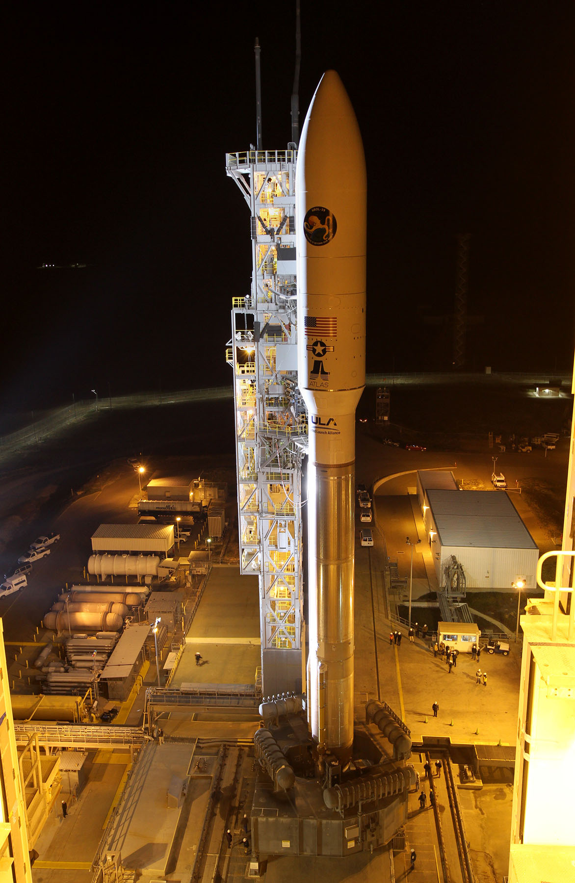 Mobile Service Tower Rolls Back