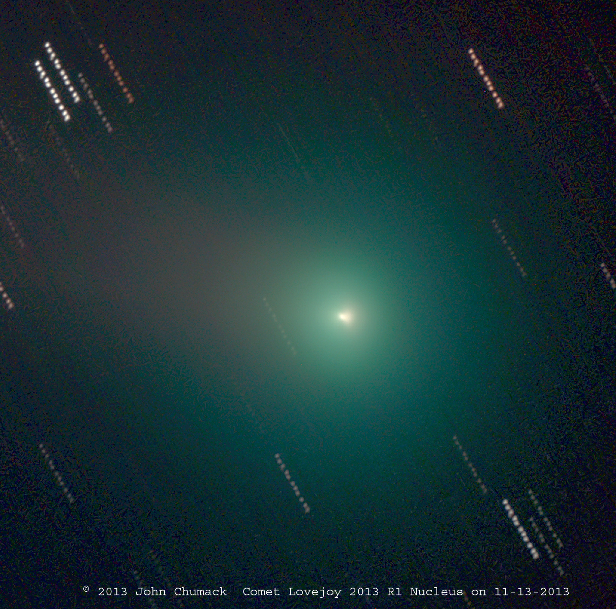 Comet Lovejoy Streaks Across Night Sky in Spectacular Amateur Photos