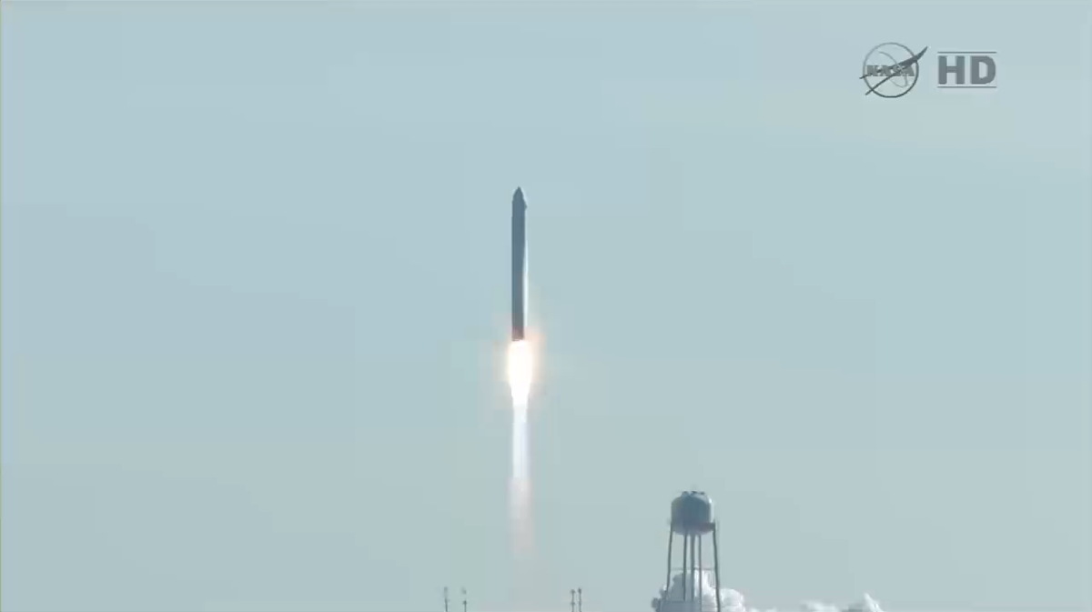 Antares Rocket Launch, Jan. 9, 2014