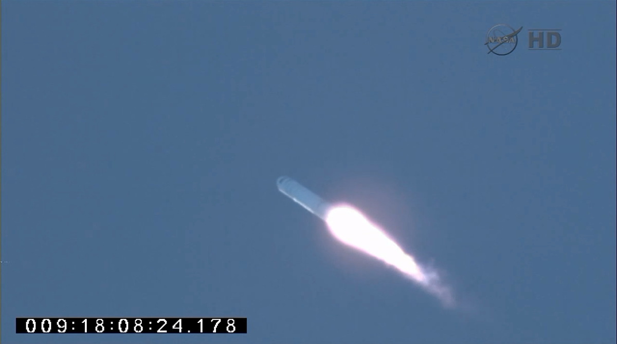 Antares Rocket Shortly After Launch, Jan. 9, 2014