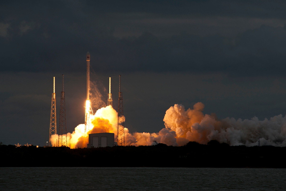 THAICOM 6 Falcon 9 GEO Transfer Mission Launch