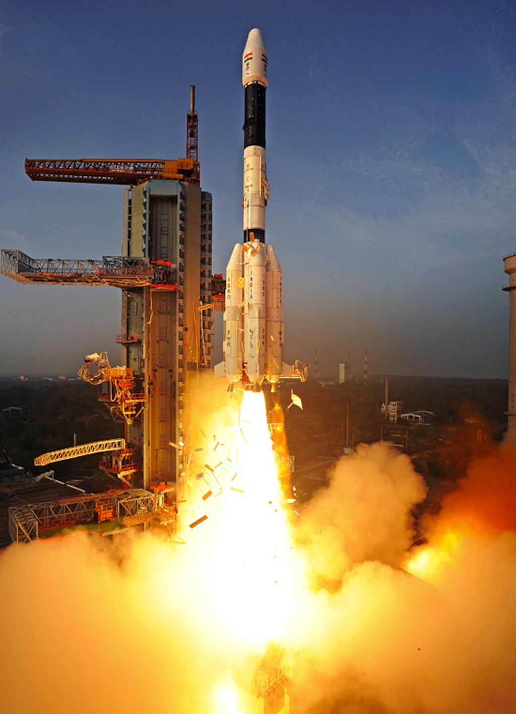 India’s GSLV-D5 Rocket Blasts Off
