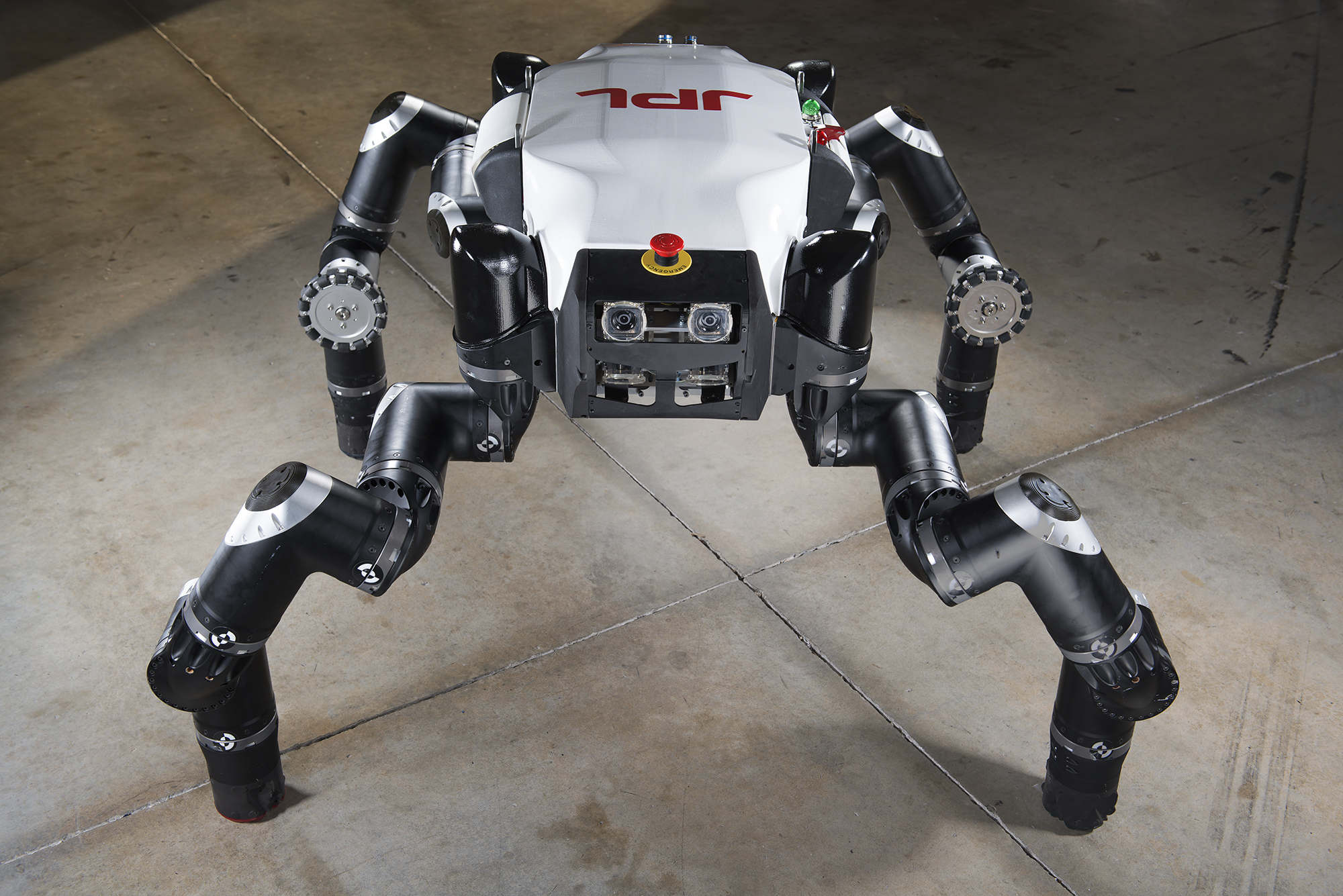 NASA's Weird RoboSimian Robot May Save Human Lives One Day (Video)