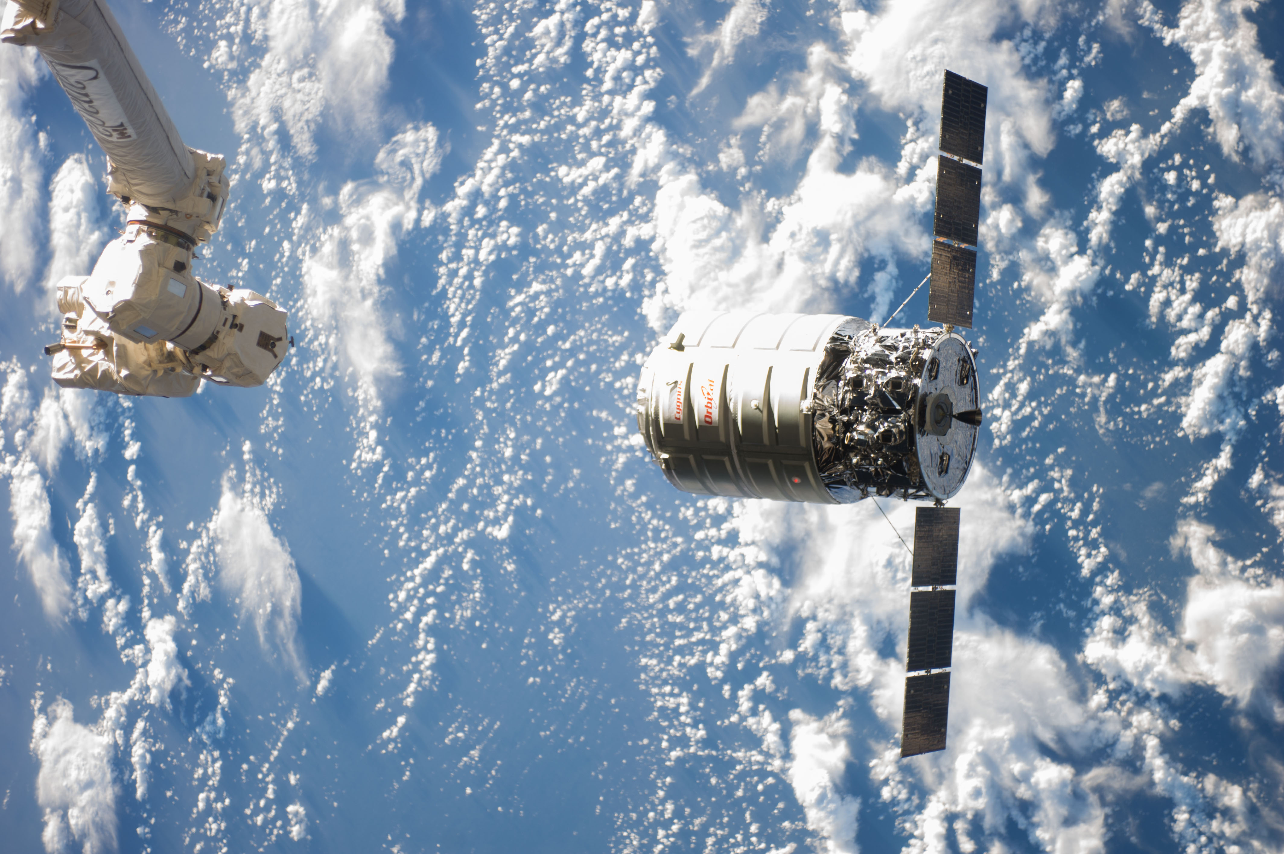 Canadarm2 Moves Toward Cygnus Craft