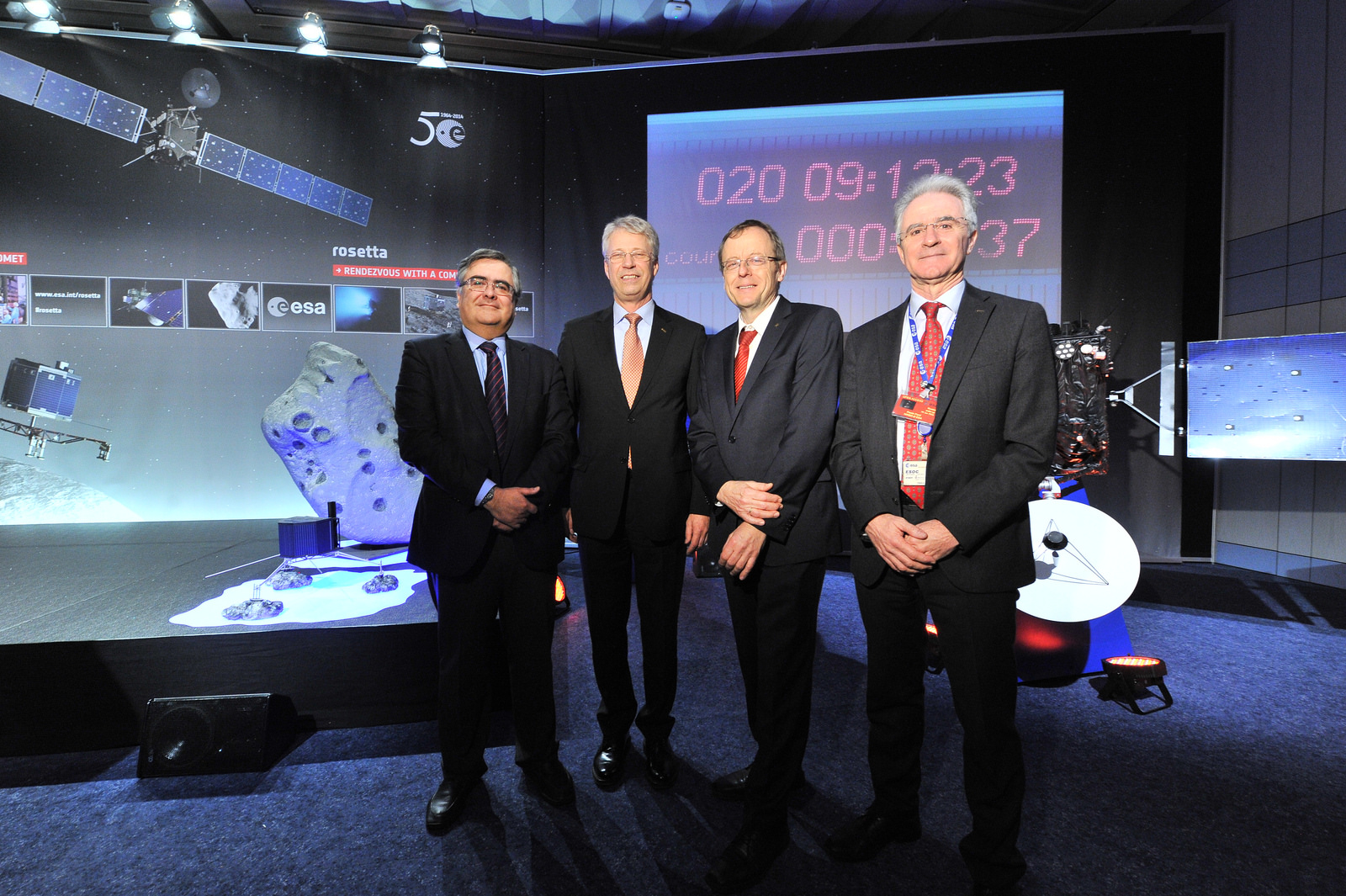 Ready to Wake Up Rosetta: ESA Managers