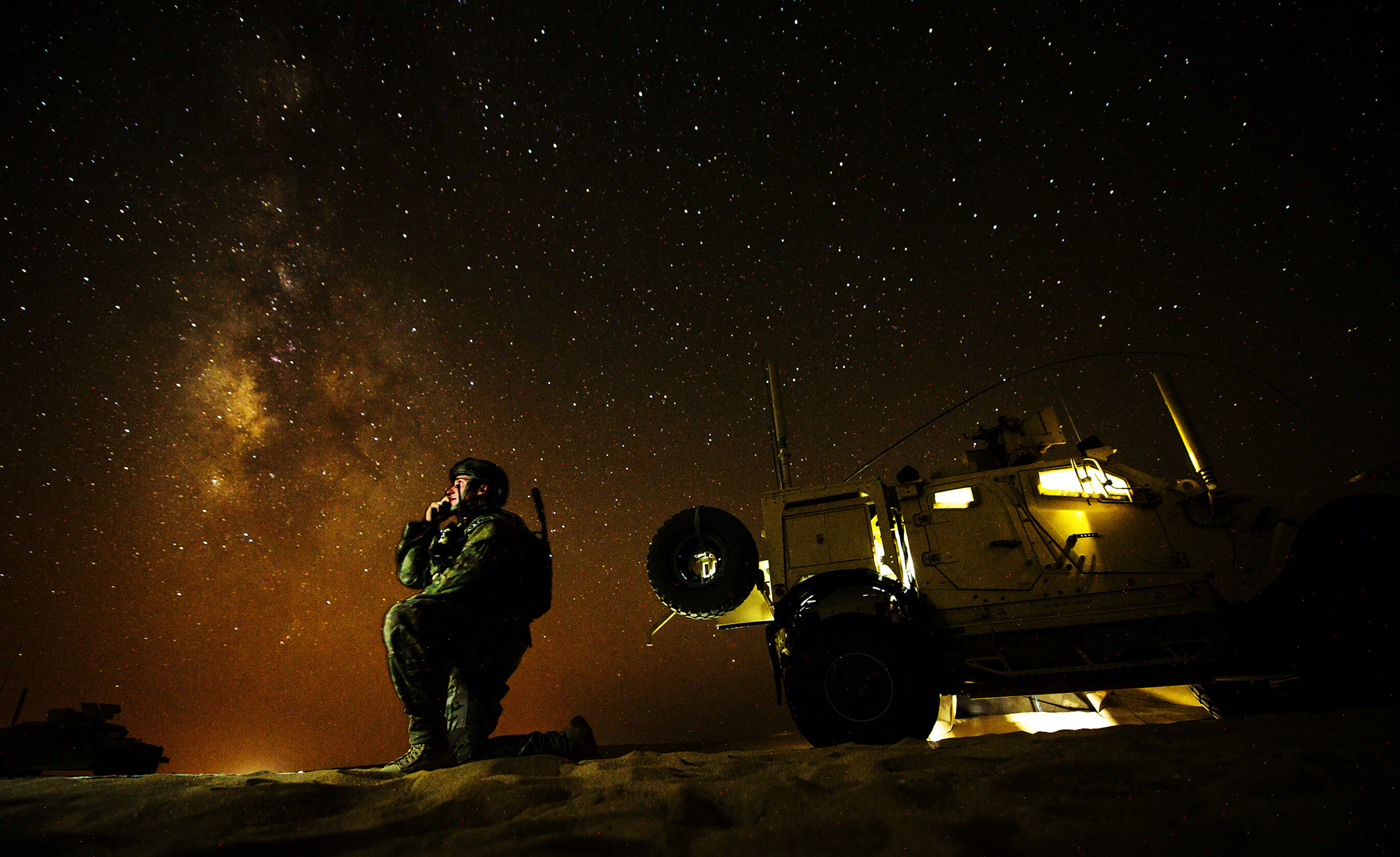 US Air Force and the Night Sky: Amazing Photos