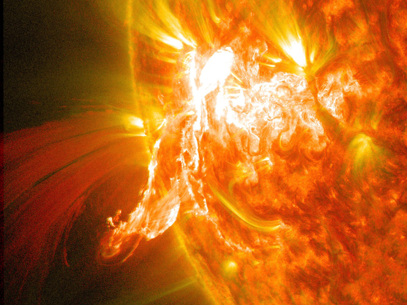 Close-Up of Solar Flare Seen by Solar Dynamics Observatory on Jan. 30, 2014