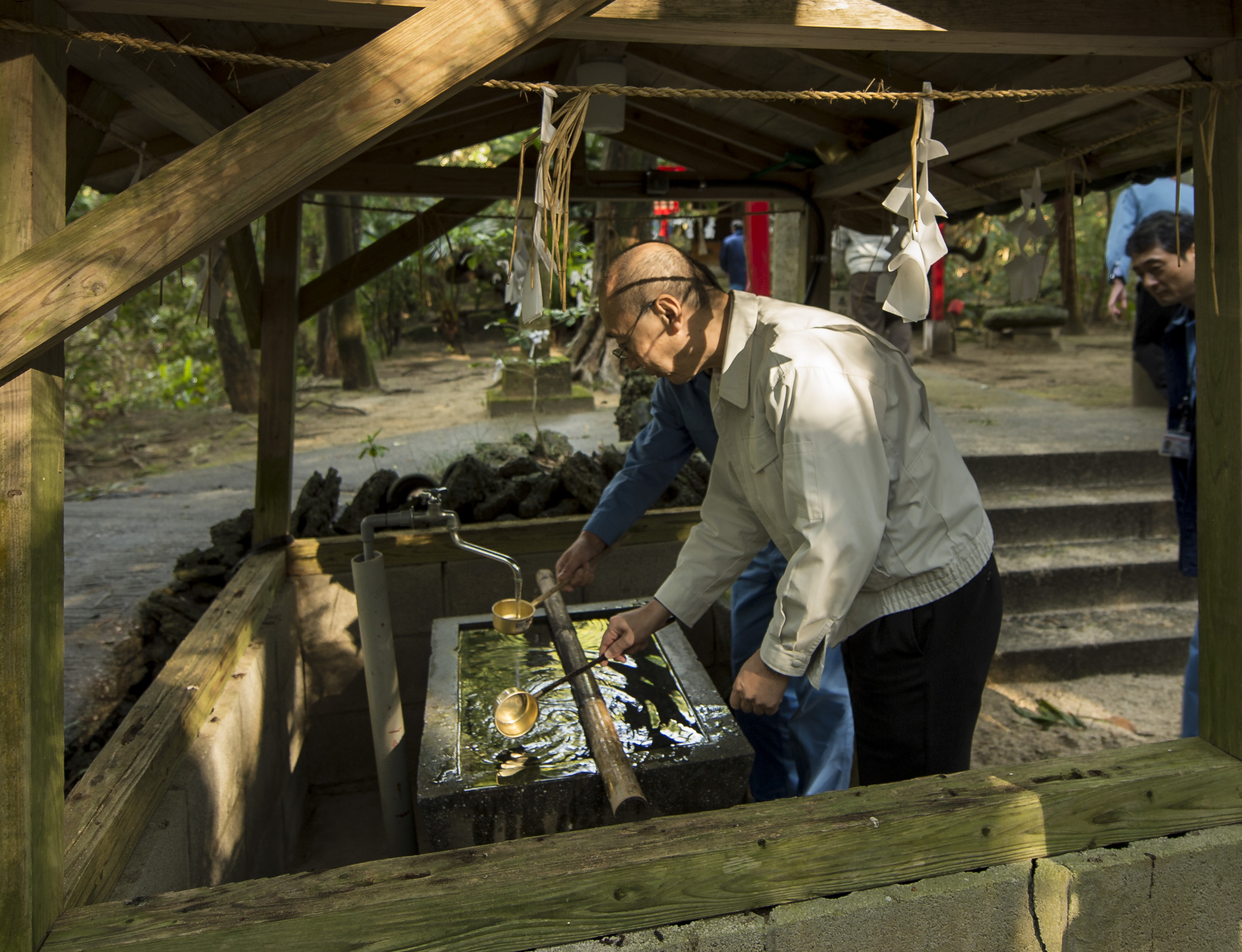 JAXA Team Preps for Prayer at Shrine