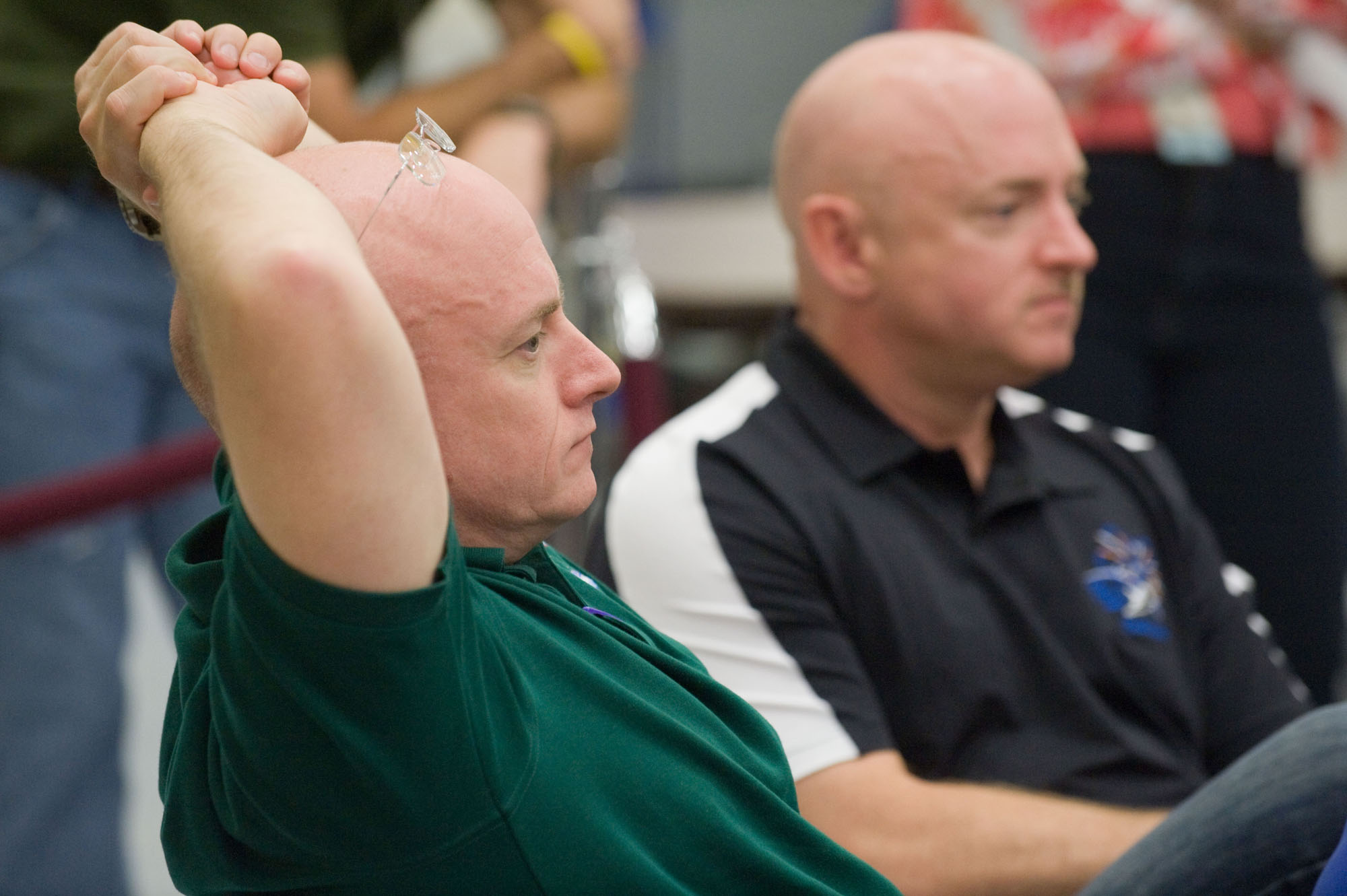 NASA's Kelly Brothers: Identical Twin Astronauts
