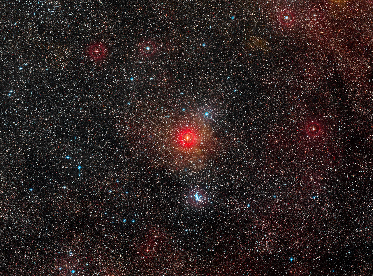 Largest Yellow Star Ever Seen Revealed in New Light (Video, Images)