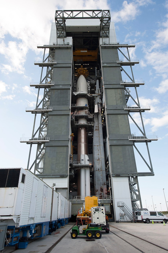 Atlas 5 Payload Fairing With NROL-67 #5