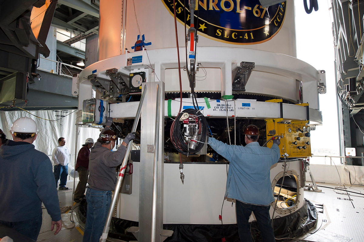 Atlas 5 Payload Fairing With NROL-67 #4