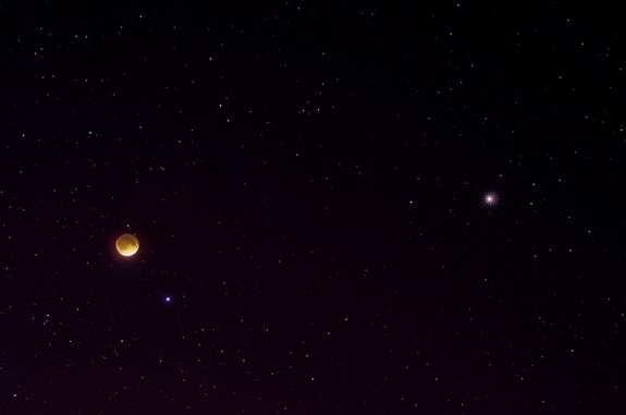 Astrophotographer Jake Gillespie sent in an image of the total lunar eclipse and Mars taken from Tucson, Arizona, on April 15, 2014.