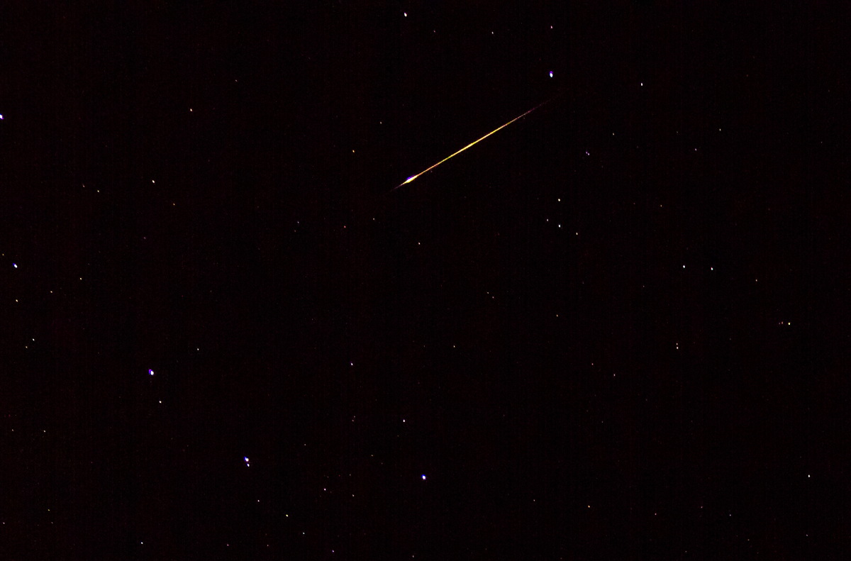 Yellow Fireball Lyrid over Rhode Island