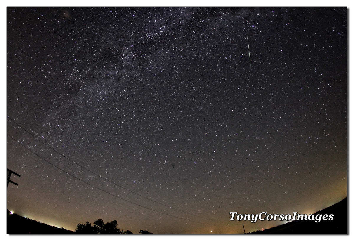 Eta Aquarid Meteor Over Texas